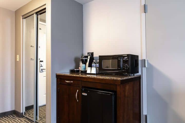 Room 16 of 59